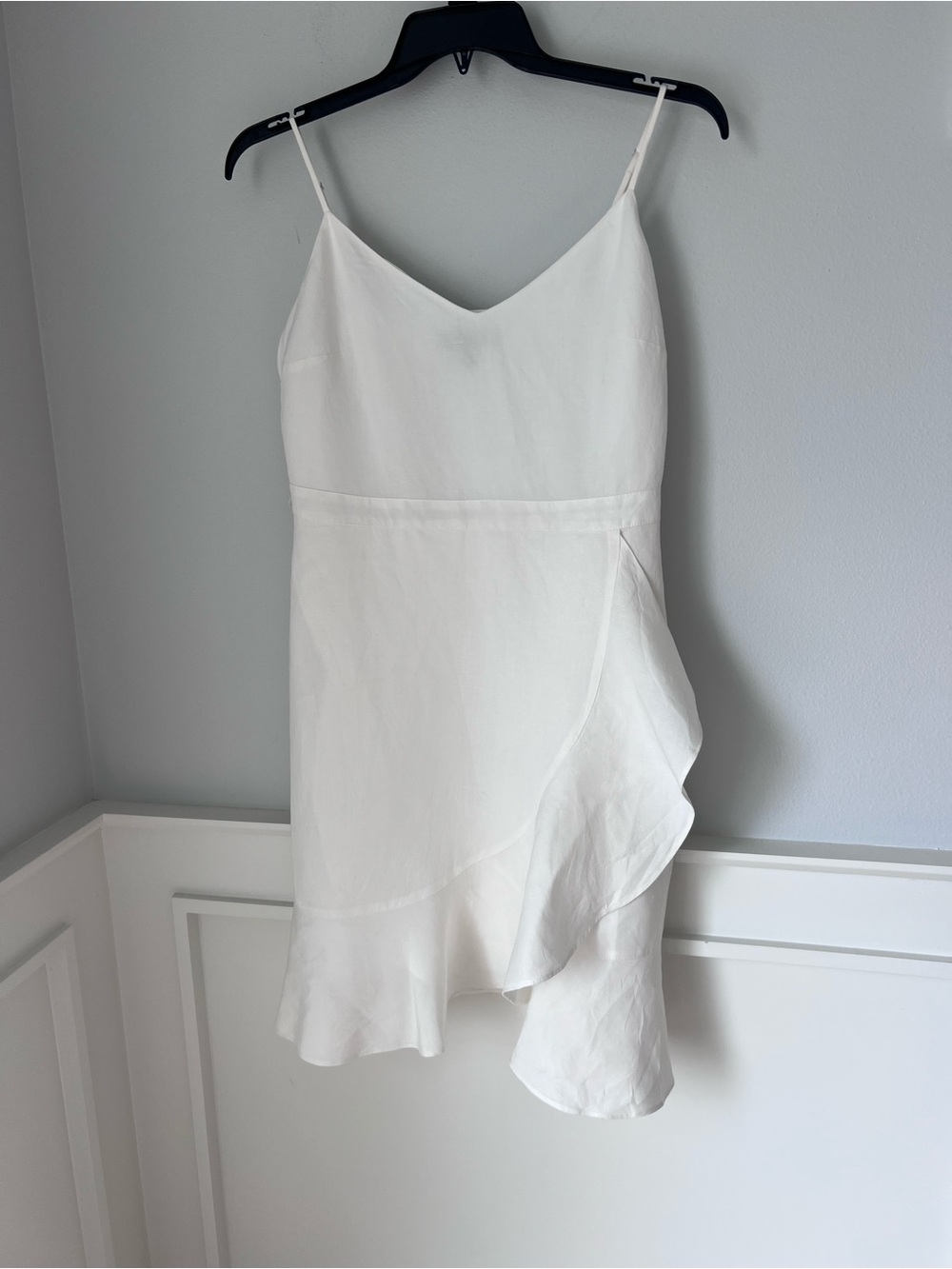 Banana Republic White linen blend Dress with Black Logo Tag - Picture 3 of 15